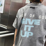 ESSENTIAL GIVE IT UP TEE